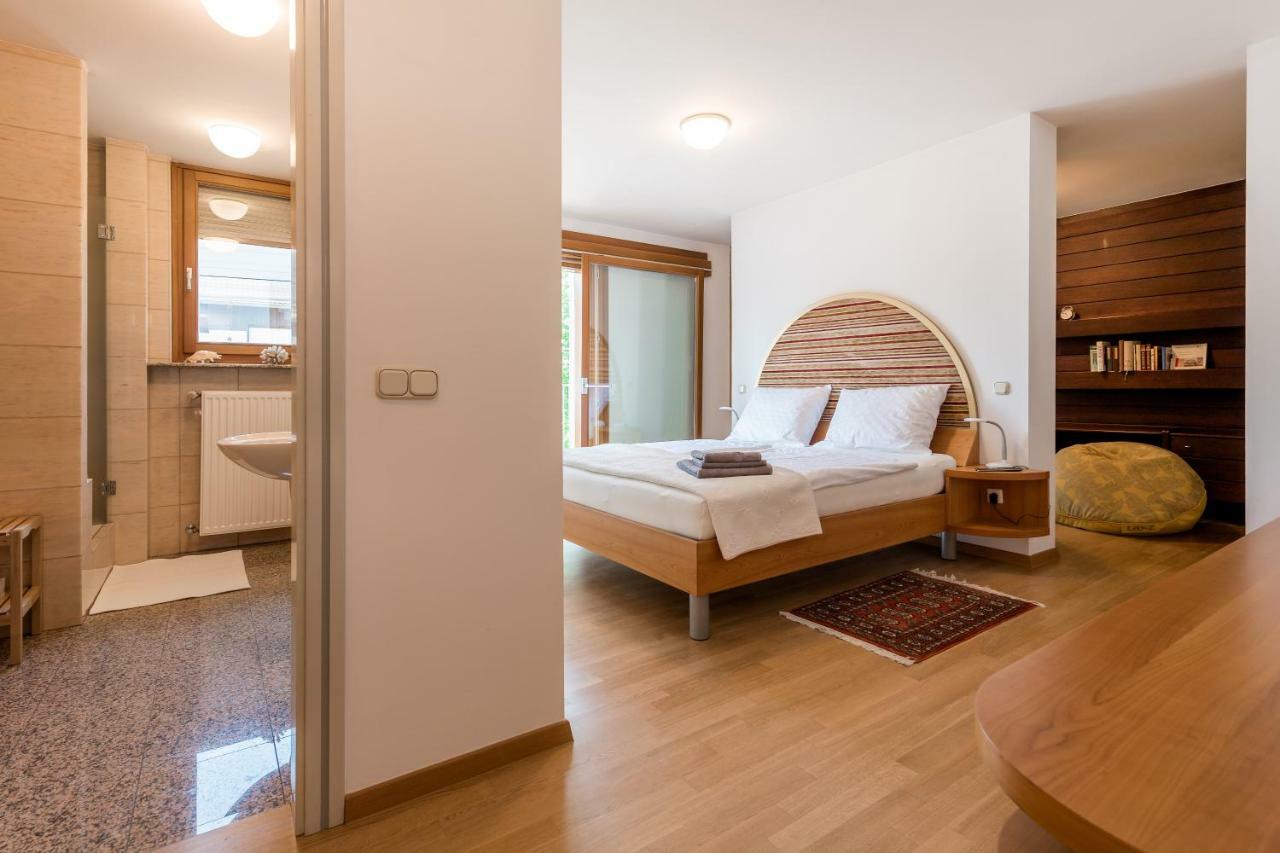 Rozna Dolina Apartment Ljubljana Eksteriør bilde