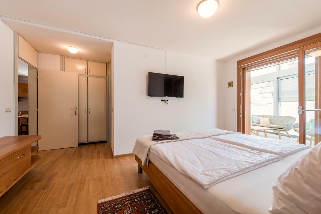 Rozna Dolina Apartment Ljubljana Eksteriør bilde